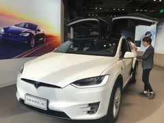 -TESLA 特斯拉(上海太古汇体验店)