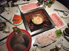 -二荆条·蜀鲜汇城市森林火锅