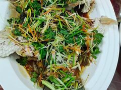 -始于2011柳周农家菜沙田柚美食店(东大街店)