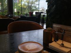 -星河吉酒店-BOND大堂吧·咖啡·简餐