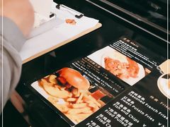 -瑞食酒馆 La Taverne Suisse