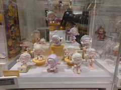 -泡泡玛特POPMART(侨福芳草地店)