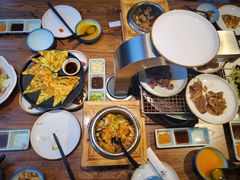 -明洞阿姨·韩式酱蟹烤肉·创意料理(三元桥店)