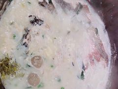 -陈大锅·岳阳鱼馆·地道岳阳菜(美食街店)