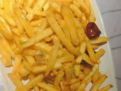 干煸土豆条-巴厘龙虾·榜首油焖大虾(音乐学院·沿江酒馆店)
