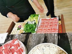 -何鲜菇火锅(大营盘店)