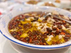 水煮鲶鱼份-渝信川菜 · 川味家常菜(长安店)
