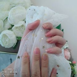 -艾珂·美甲美睫