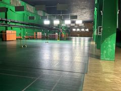 -健龙森俱乐部·游泳·健身·羽毛球综合体育馆