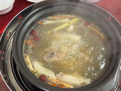 -花苑美食横琴生蚝火锅(拱北粤华路店)