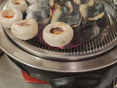 -围炉肉舍•炭烤活鳗•丹东海鲜烤肉(步行街店)