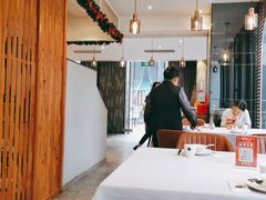 -卯火锅(人和协信店)