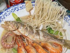 -霆记海鲜·只为这碗面(滨江店)
