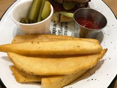 德国盘肠汉堡-HELLO 27 意面·沙拉·帕尼尼