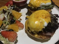 烟熏三文鱼班尼迪蛋-BE BRIGHT KITCHEN(正佳广场店)