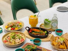 -西语·炭烧牛排(卓越中寰店)