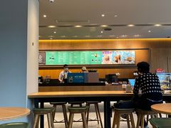 -星巴克(青岛大拇指广场分店)