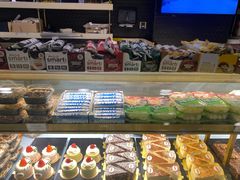-MADO冰淇淋咖啡馆(淘金店)