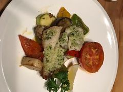 地中海式烤鱼Fish&nbsp;of&nbsp;the&nbsp;Day&nbsp;in&nbsp;Med-布拉格餐厅· 中欧捷克菜(全国首店)