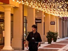 -佛罗伦萨小镇广佛名品奥特莱斯(疏港路店)