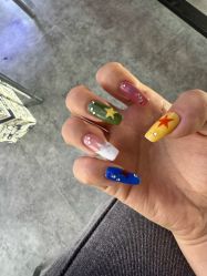 -尤米一站式美甲美睫