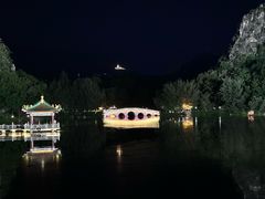 -星湖旅游景区七星岩