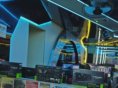 -嘻娱电竞·龙嘉兴(创业花园店)