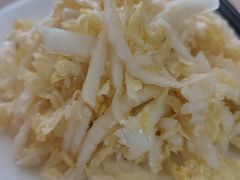 糖醋白菜丝-宝光熏肉鞋底火烧(新街口店)