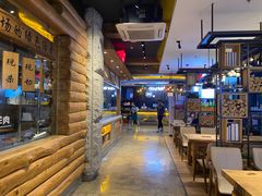 大堂-河坝강뚝烧烤专门店(旗舰店)