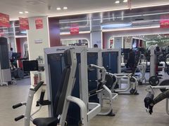 -英派斯健身旗舰店(海信国际中心馆)