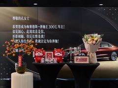 -泰州之星奔驰4S店(海陵店)