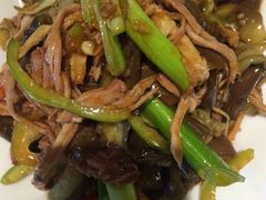 -马路边上·小海鲜烧烤(八一路店)