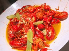 -沪小胖小龙虾(淮海中路旗舰店)