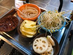 -周幺妹重庆老火锅(银泰城总店)