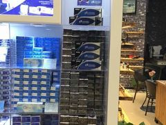 -一代眼镜·蔡司配镜(浦东大拇指广场店)