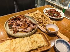 -95号酱骨·一块豆腐(展春园西路店)