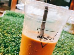 拿鐵-Manner Coffee(芮欧百货店)