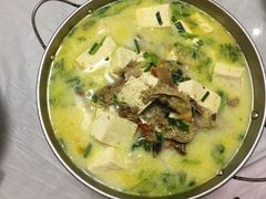 -天乐农家鱼头王(天目湖店)