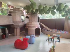 -水桶王国主题餐厅·聚会·生日派对·亲子活动·家庭套餐(亚龙湾希尔顿店)