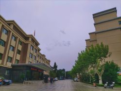 -华东饭店·园林式婚礼宴会厅酒店