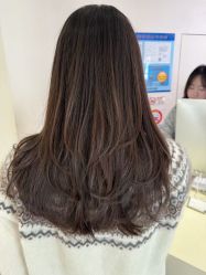 -SALON DE VANHADA