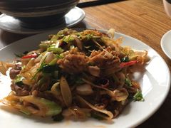 炒羊肉-阿里家·新疆烤肉酒場 by MIG