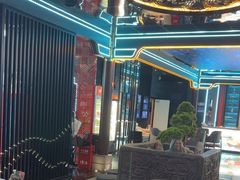 -屋有岛沉浸游戏旗舰店(中山公园店)