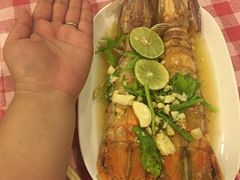 -拉威海鲜市场