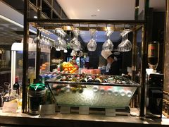 -半岛翡丽海鲜自助餐厅(观风亭店)