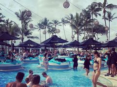 -FINNS Beach Club