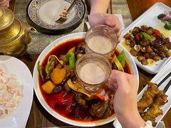 -迪拜杭州风味音乐餐厅(杭州首店 湖滨步行街店)