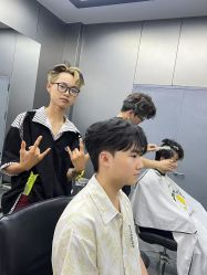 -米可造型烫发染发