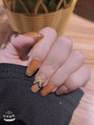-晨·艺美甲美睫