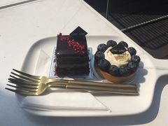 -UNI UNI(环亚凯瑟琳店)